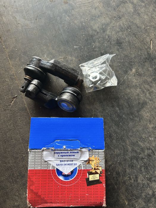 Продам запчасти на приору новые