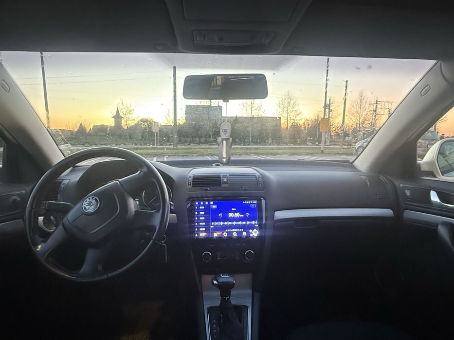 Vand skoda octavia 1.2 Benzina, cutie automata, 105 cai