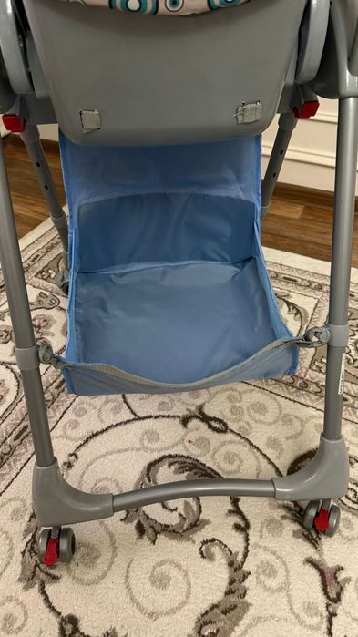 Детский стульчик для кормления