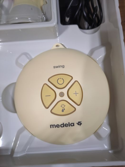 Помпа за кърма Medela Swing Flex Медела
