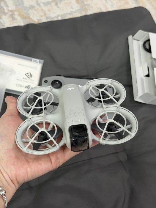 Dji  neo  дрон в отличном состоянии