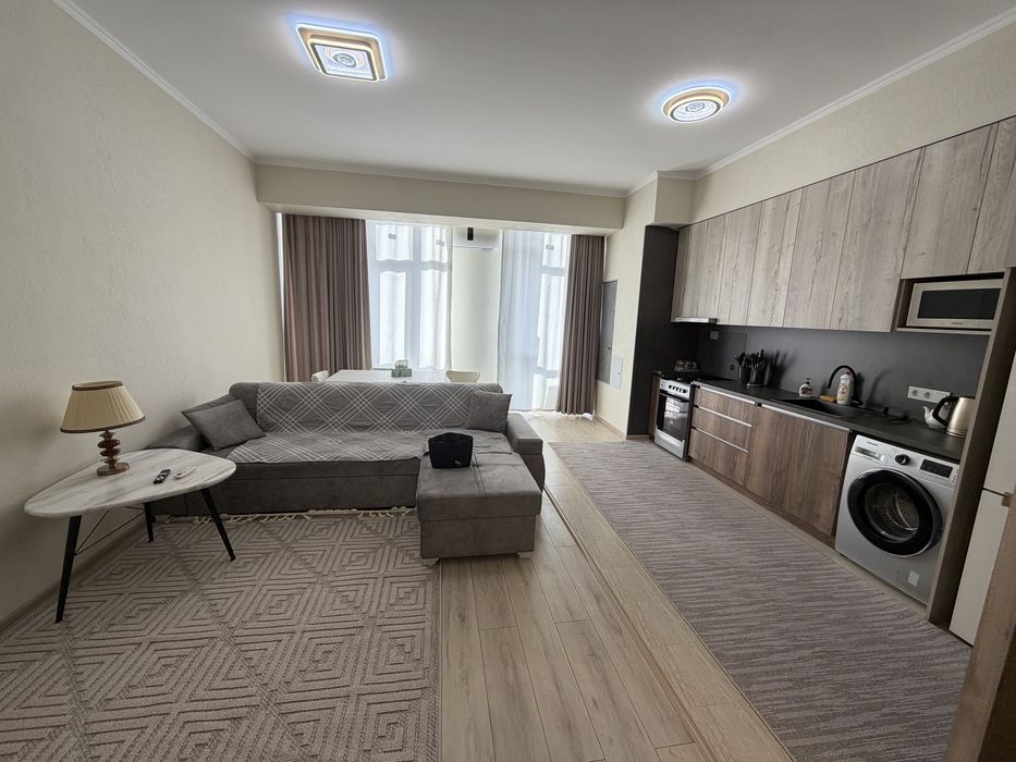 Паркентский новастройка 2 ком 5 этаж 8 этажка все ест новий срочно