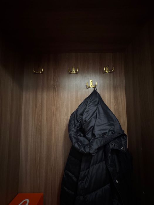 Шкафы много что хранит!