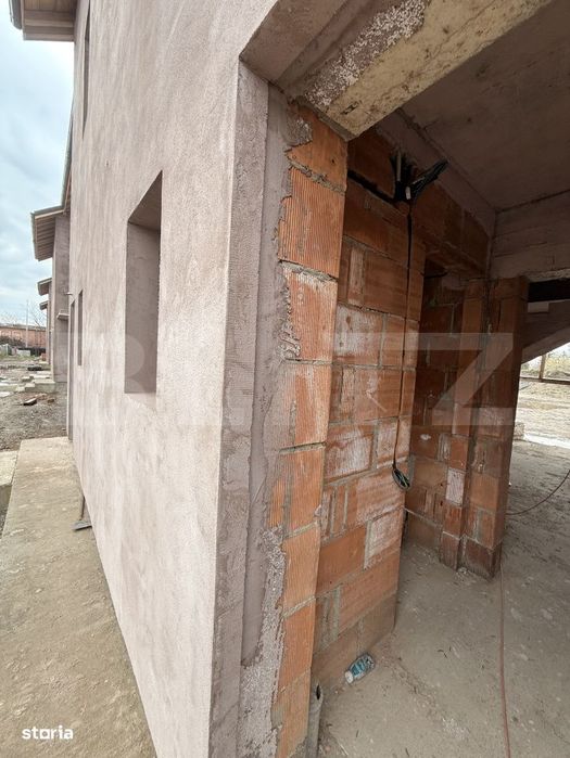 Casa moderna + curtea + 2 locuri de parcare, 145.40 mp, zona Rudului
