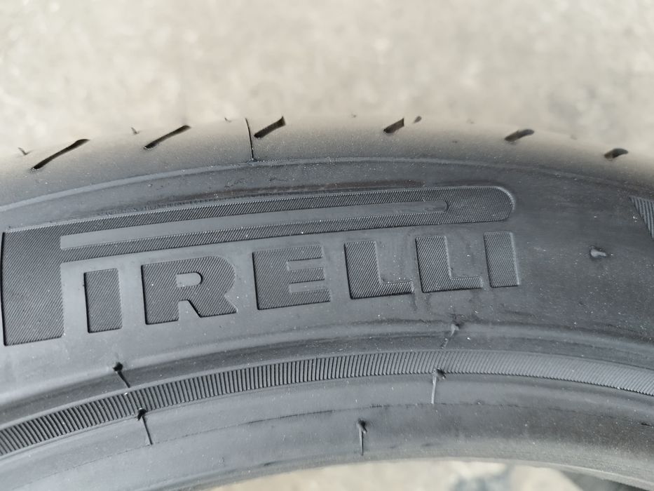 2 anvelope de vară  noi Pirelli P Zero 205/45/17,dot 2019
