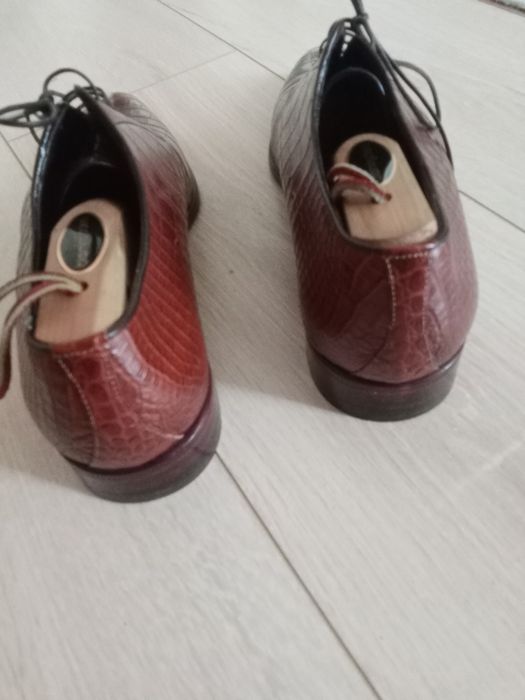 Продам туфли итальянские.