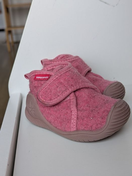 Пантофи biomecanics 19