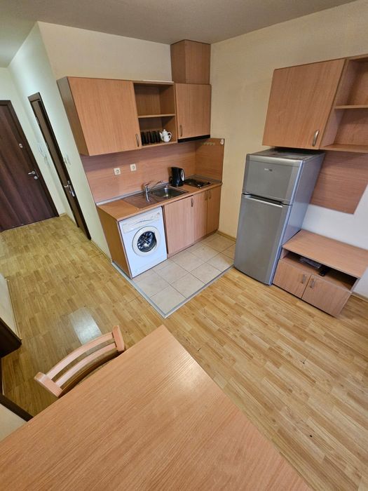 Дава се под наем Двустаен апартамент в Несебър - 45 кв.м за 250 € - Снимка #1