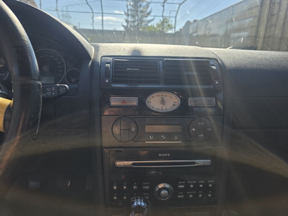 Vând ford mondeo mk 3