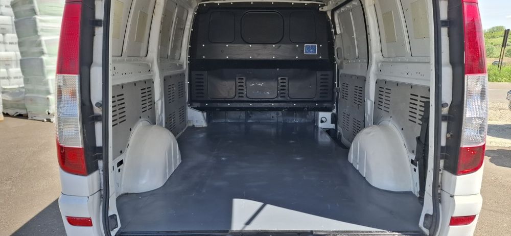 Mercedes Vito 110 lung, 2.2 Euro 5, An 2012, AC, 3 locuri+marfa