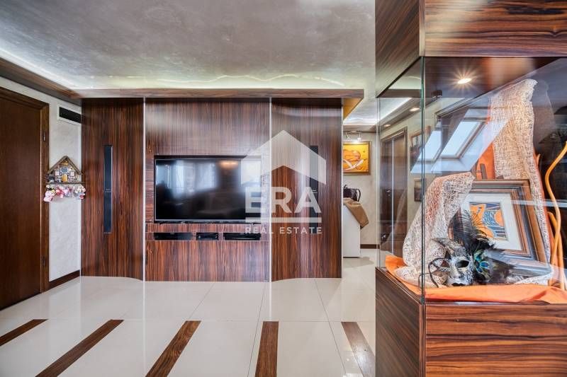 Продава се Тристаен апартамент в Варна, Възраждане 1 - 123 кв.м за 991 €/кв.м - Снимка #6