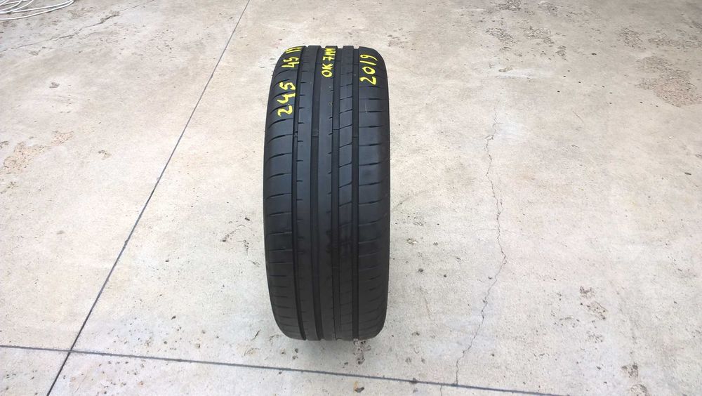 O anvelopa vara 245 45 19 goodyear asymmetric 3 profil 7 mm