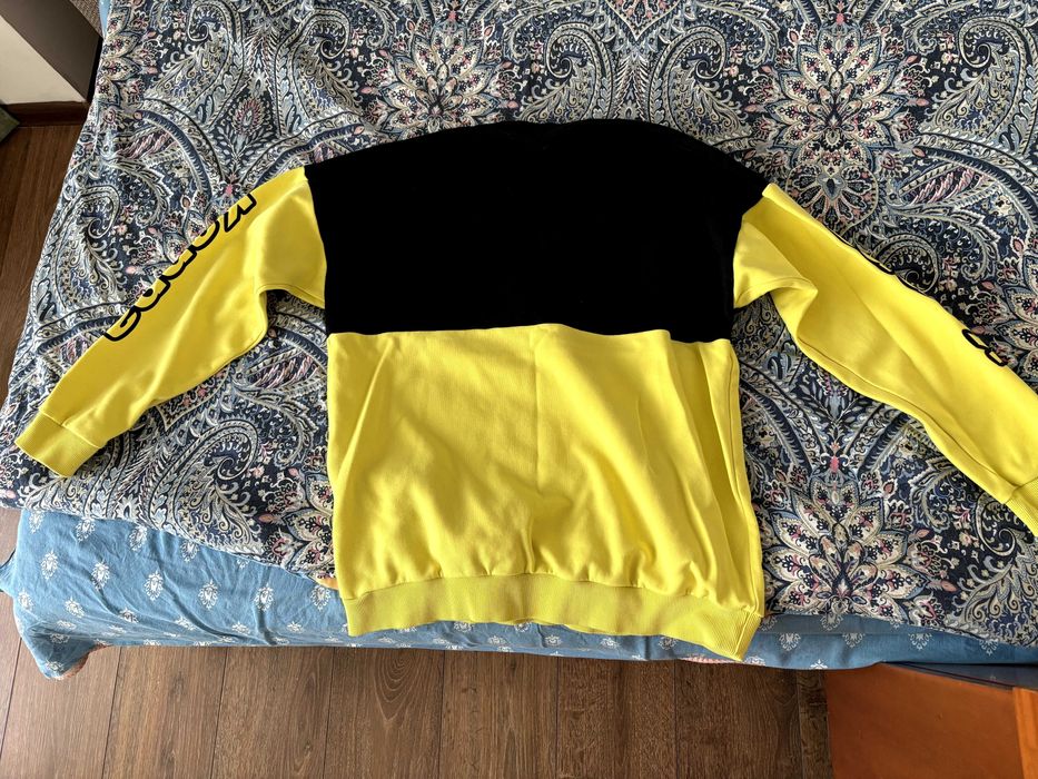 Продаю свитшот Kappa