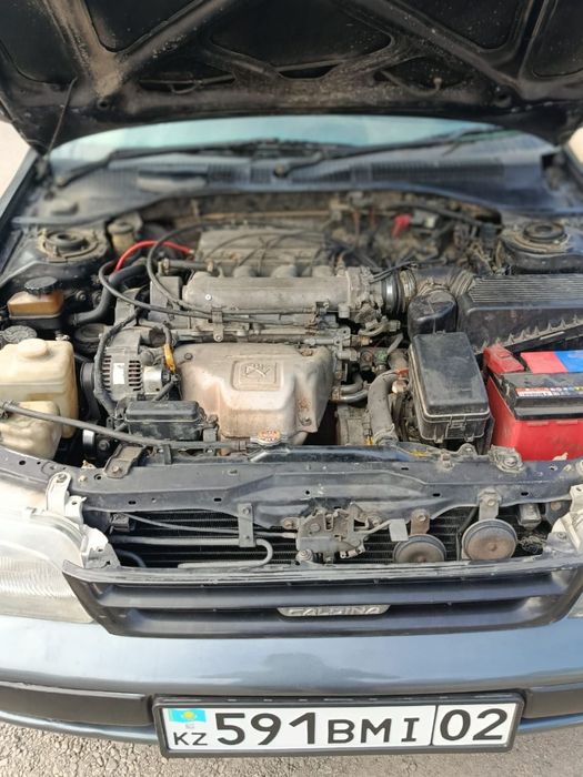 Срочно продам Тайота Калдину 1995 года