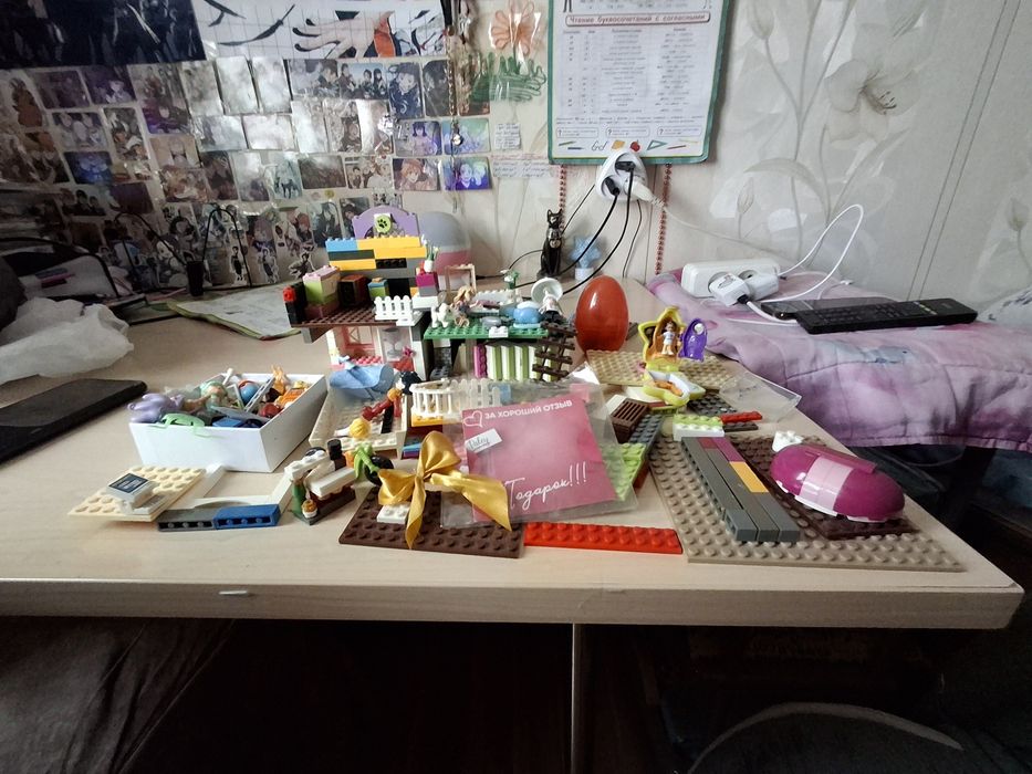 Конструктор лего с игрушками для детей