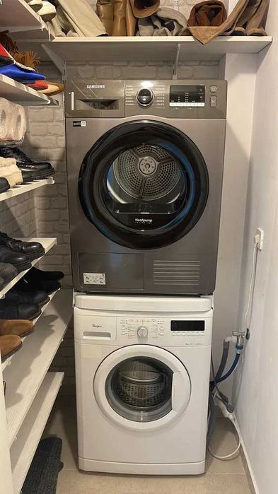 Particular - Ap. 2 camere mobilat in Coresi Kasper cu parcare