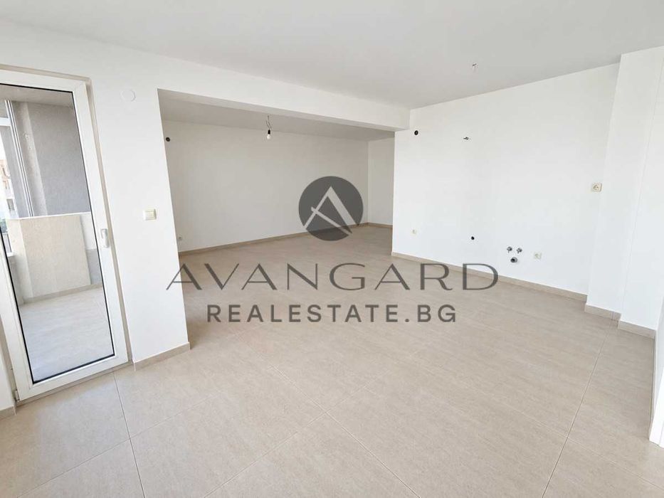 Продава се Тристаен апартамент в Пловдив, Кършияка - 99 кв.м за 2829 €/кв.м - Снимка #3