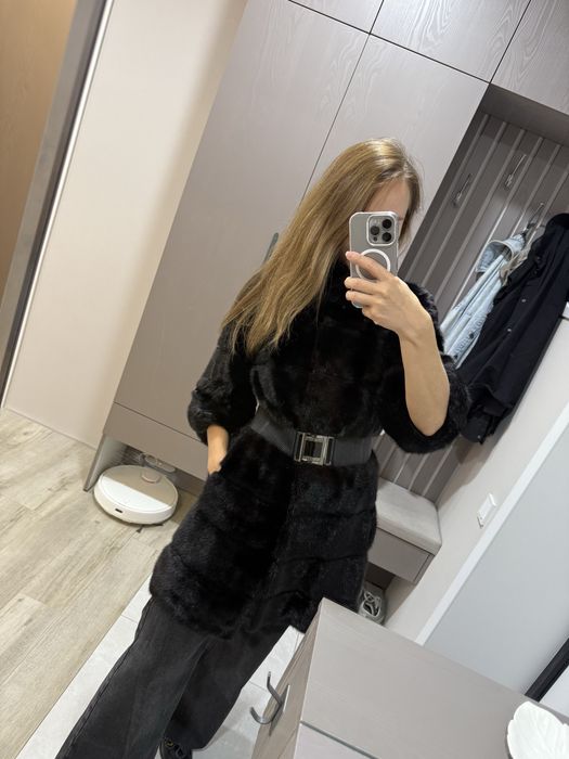 Продам норковую шубу