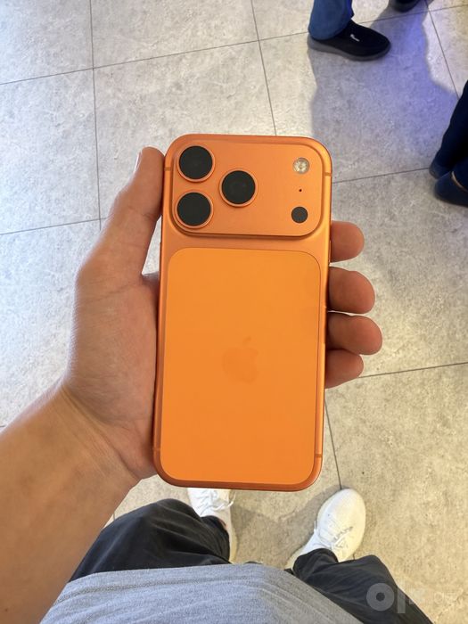 Srochna Iphone 17 pro 256 orange