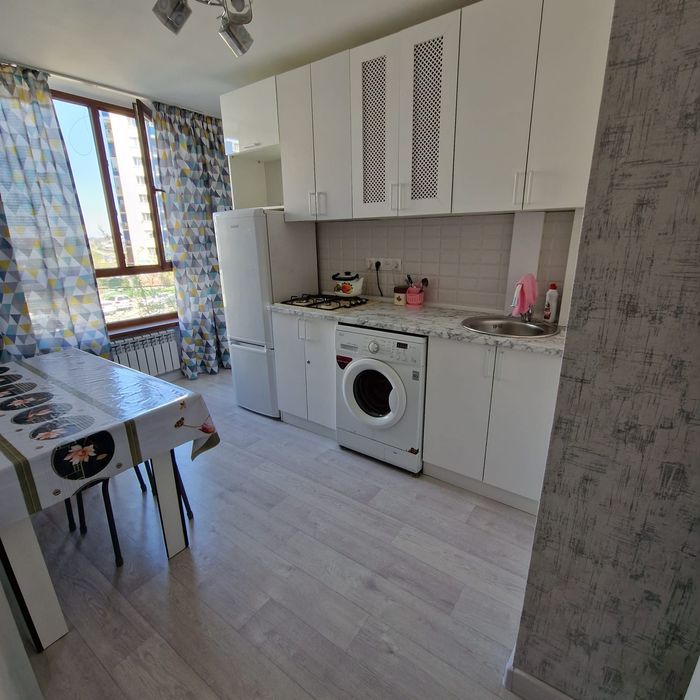 Нурсат 1-ком квартира посуточно