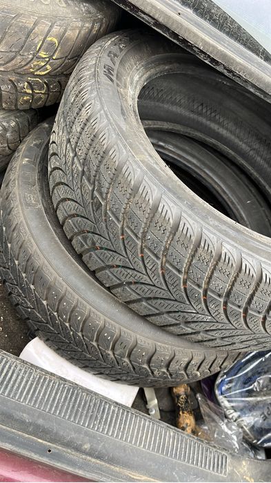 Продам комплект резины с дисками