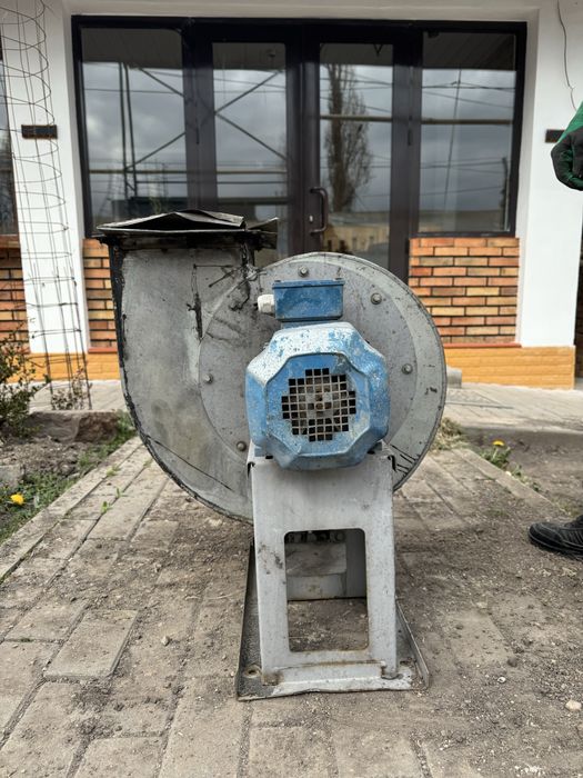 Продам моторчики для вентиляции