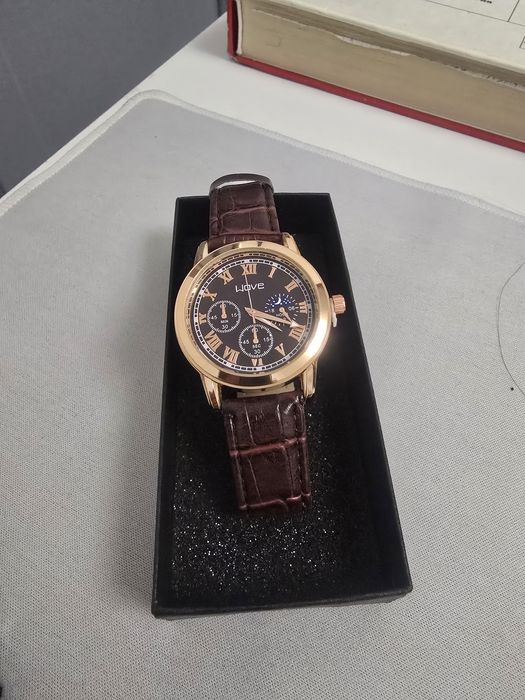 Наручные часы новые