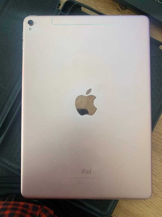 Apple iPad Pro 9.7-inch sotiladi