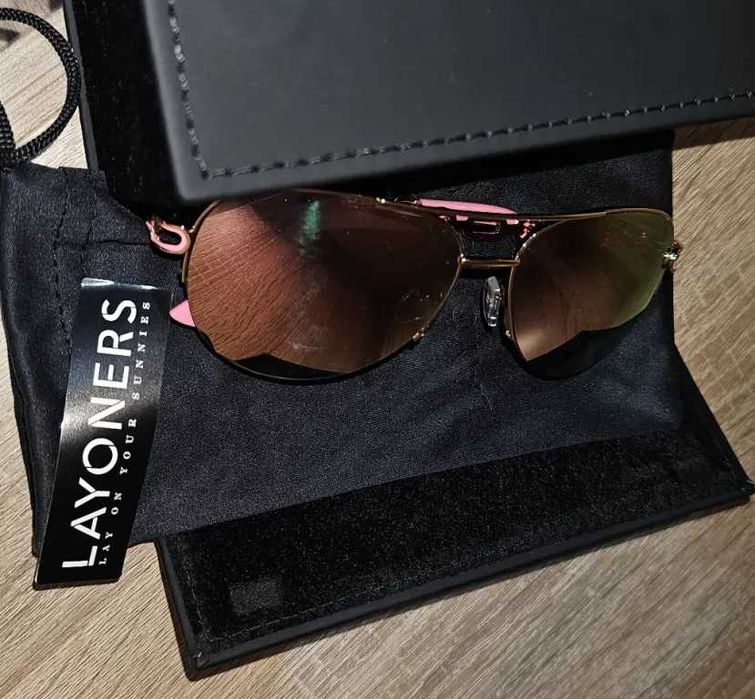 Слънчеви очила Steve Madden / Layoners