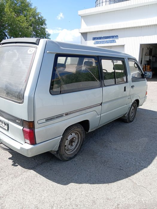 Продам Ниссан Ванэтта