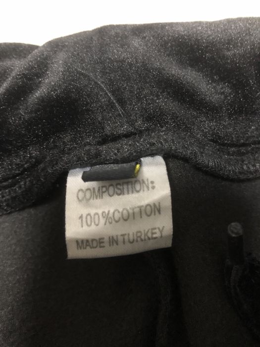 Продам спорт костюм