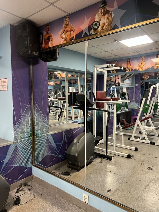 Продам зеркала размеры разные очень много