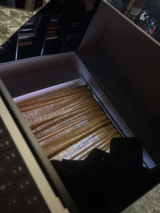 Macbook pro 14” 2021  m1 16gb ram 1tb