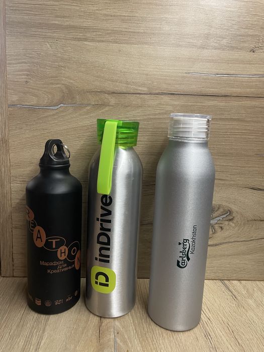 Бутылки для воды брендированные