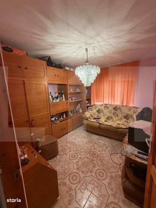 Apartament 3 camere, 72 mp, zona Rovine
