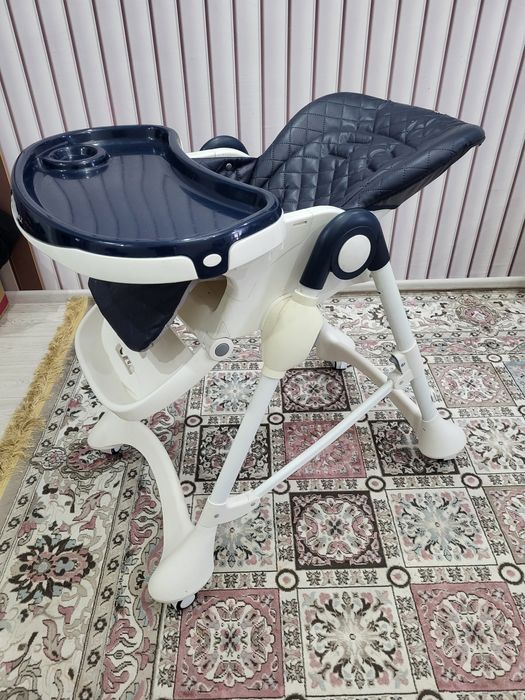 Продам детское кресло для кормления