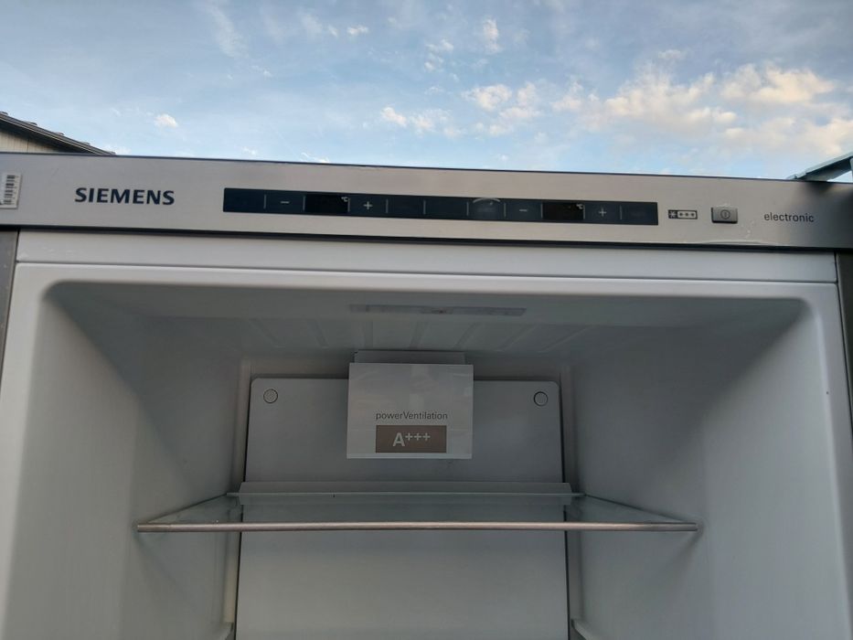 Иноксов комбиниран хладилник с фризер Сименс Siemens A +++ с 2 години гаранция!
