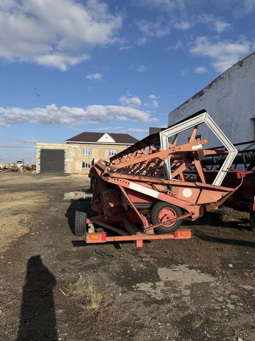 Продам комбайн Есиль 760