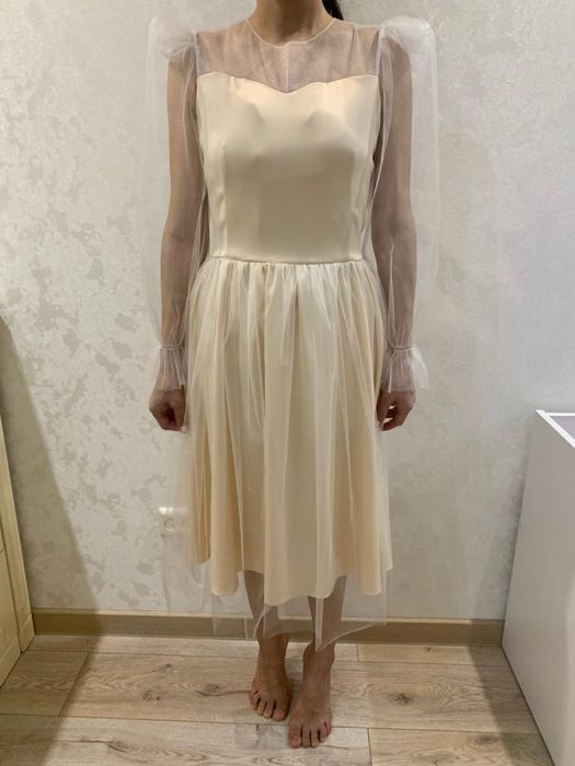 Продам новое платье