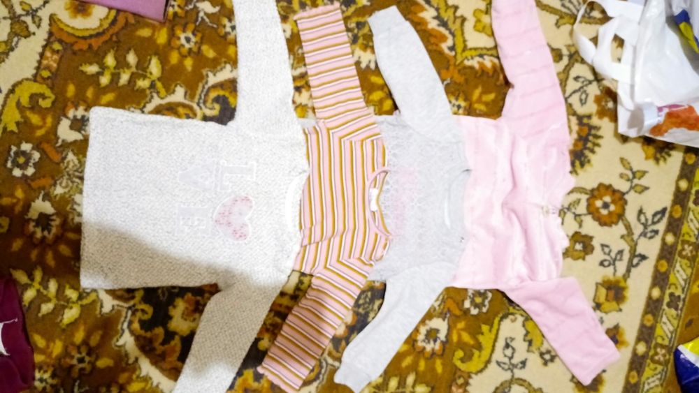 Продам вещи детские