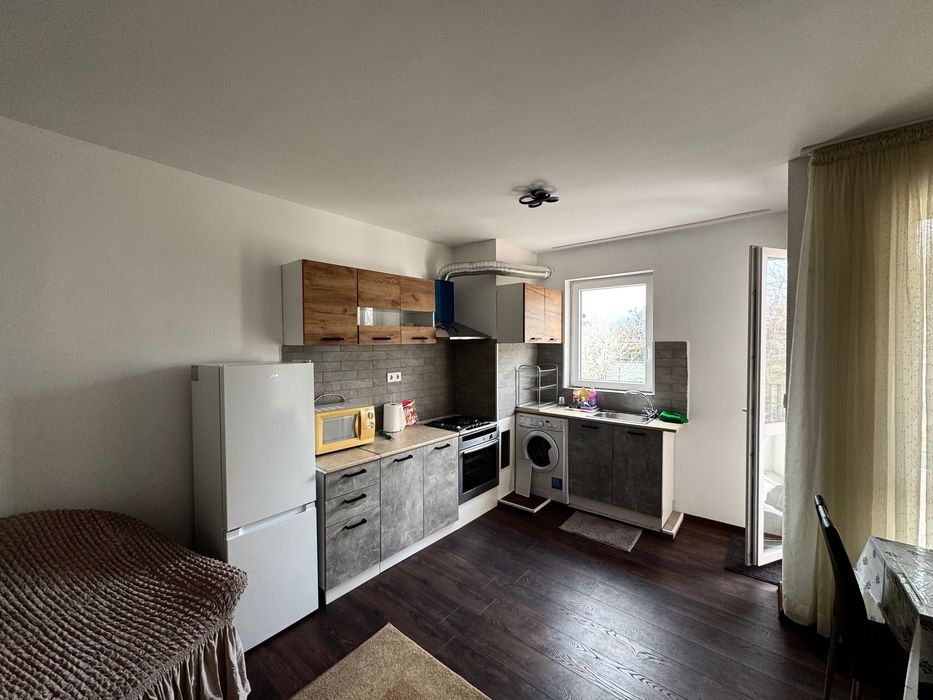 Дава се под наем Двустаен апартамент в Пловдив, Коматевски възел - 58 кв.м за 448.8 € - Снимка #1