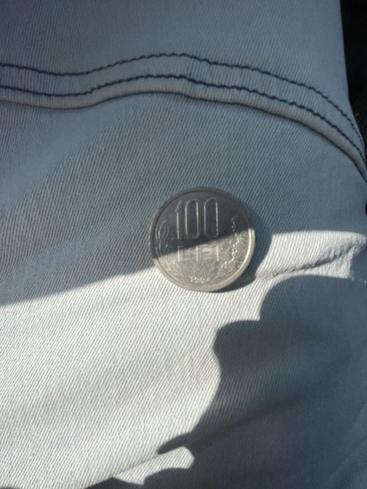 Vand Moneda de 100 lei