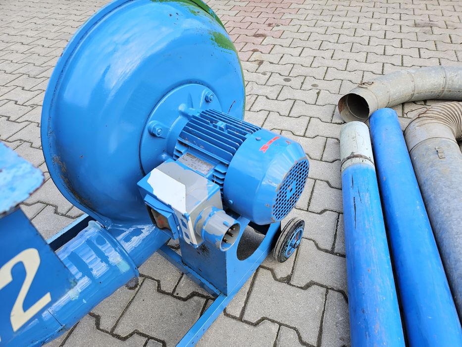 Suflător de cereale