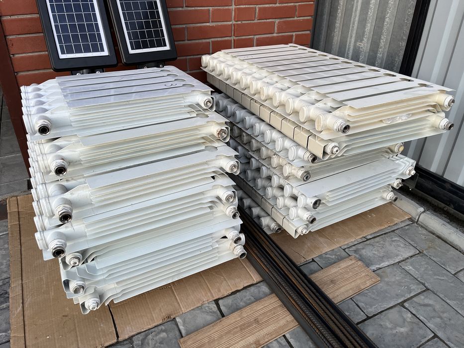 Продам радиаторы алюминиевые б/у.