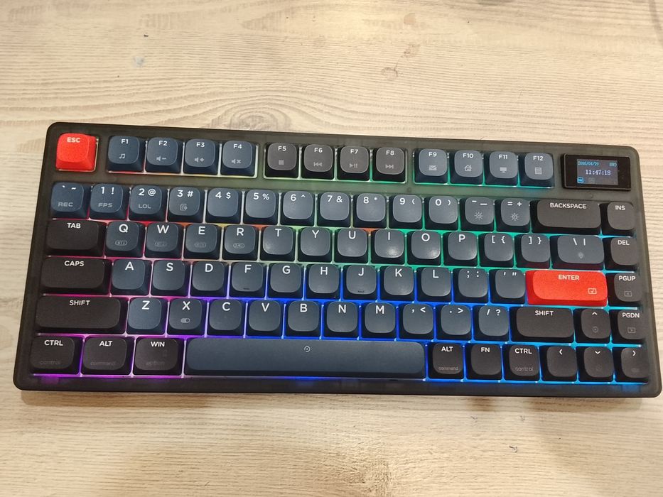 Ajazz AK832 Pro хорошая механическая клавиатура