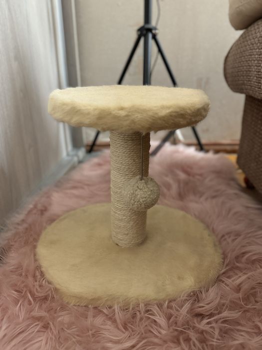 Продам новую когтеточку