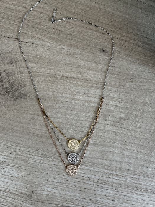 Колие с камъчета от циркон