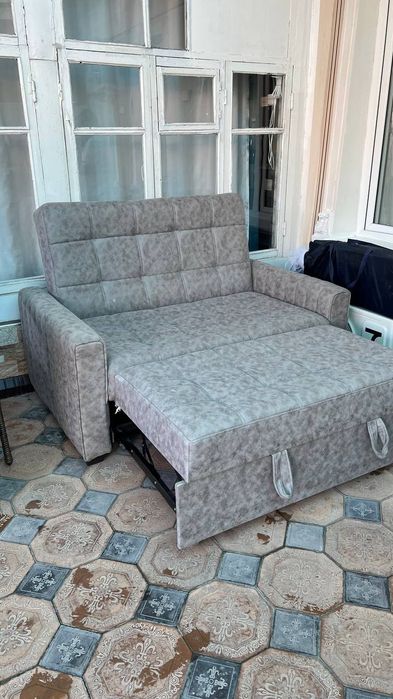 Кресло, диван сотилади срочно