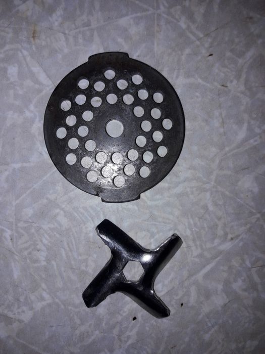 Продам ножи для мясорубки