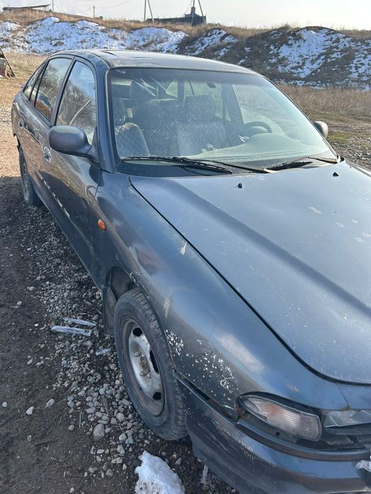 Продам машину мицубиси галант.не на ходу можно на запчасти можно на хо